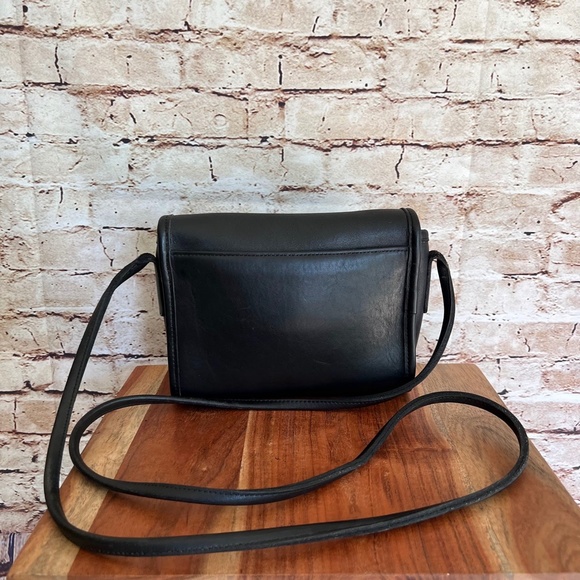 Vintage Coach Style 9892 Chrystie Black Leather Crossbody Bag Made in USA Purse - Picture 2 of 9